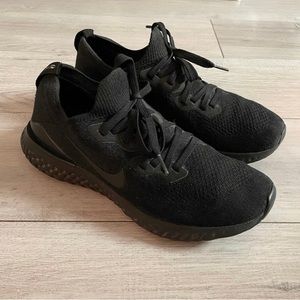 Nike Air Max 270 Flyknit Running Shoes